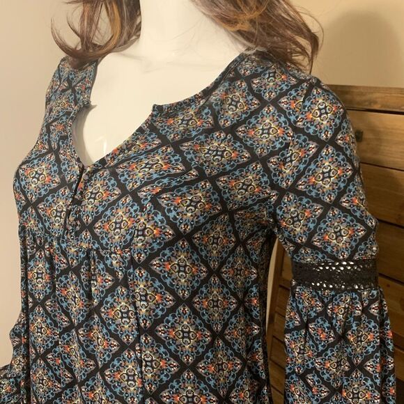Arizona Jean Co Black Tunic Top Size Medium - Picture 2 of 9